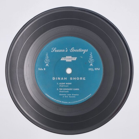 Dinah Shore Season's Greetings Vinyl 33 1/3 RPM 7" VG to VG+ Silent Night - Picture 2 of 6